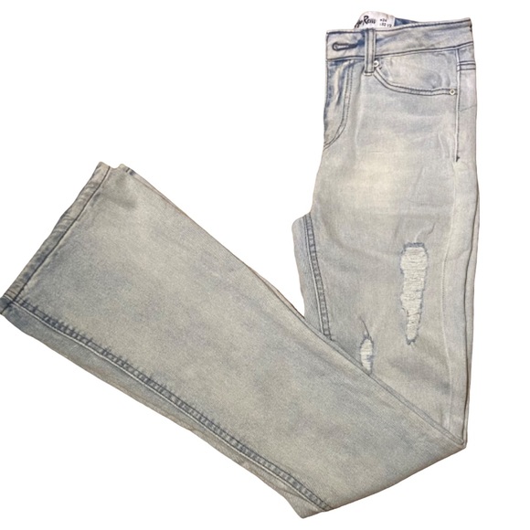 Juniors Light-Wash Bootcut Flare Indigo Rein Jeans Size 1 - Picture 2 of 4